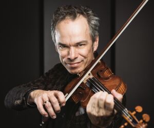 Benjamin Schmid Geige spielend